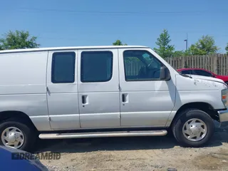 2013 Ford Econoline Cargo Commercial z VIN 1FTNE2EW7DDA46178, wystawiony jako IAAI lot #42541409 z przebiegiem 269 178 mil mil oraz . Historia ofert i sprzedaży dostępna na DreamBid. Obrazek 13.