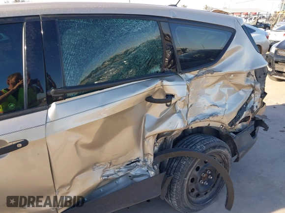 2017 Ford Escape S с VIN 1FMCU0F70HUB79145, выставлен на аукционе IAAI как лот 41734309 с пробегом 77 113 миль миль и . История ставок и продаж доступна на DreamBid. Изображение 6.