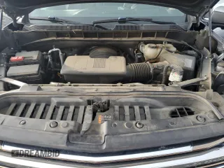 2019 Chevrolet Silverado 1500 High Country with VIN 1GCUYHED1KZ147317, listed as a Copart auction lot 43194955 with 104,985 mi miles and Salvage Title. Bid and sale history available at carsss.com. Image 11.