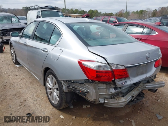 2013 Honda Accord Sdn EX-L with VIN 1HGCR2F8XDA031768, listed as a IAAI auction lot 41541297 with 134,332 mi miles. Bid and sale history available at carsss.com. Image 3.