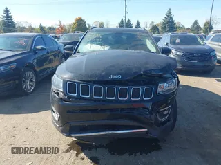 2021 Jeep Compass Limited with VIN 3C4NJDCB0MT575716, listed as a IAAI auction lot 40622338 with 47,057 mi miles and . Bid and sale history available at carsss.com. Image 12.