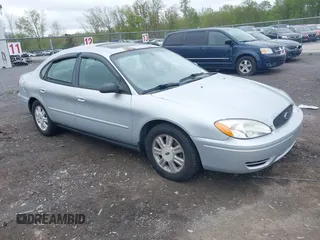 2005 Ford Taurus SEL z VIN 1FAFP56245A233415, wystawiony jako IAAI lot #42225619 z przebiegiem 145 658 mil mil oraz . Historia ofert i sprzedaży dostępna na DreamBid. Obrazek 1.