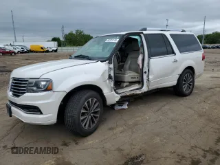 2015 Lincoln Navigator z VIN 5LMJJ3JT2FEJ14453, wystawiony jako Copart lot #58723115 z przebiegiem 154 651 mil mil oraz Szkoda całkowita • Salvage title. Historia ofert i sprzedaży dostępna na DreamBid. Obrazek 1.