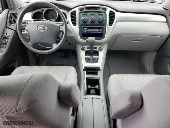 2007 Toyota Highlander w/3rd Row with VIN JTEDP21A270134823, listed as a Copart auction lot 46045425 with 118,019 mi miles and Salvage Title. Bid and sale history available at carsss.com. Image 8.