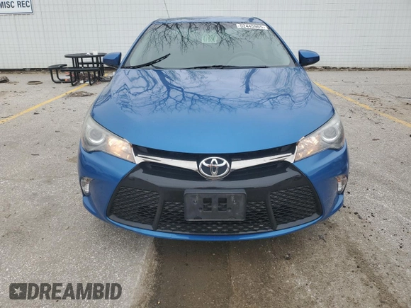 2017 Toyota Camry XLE with VIN 4T1BF1FK7HU655312, listed as a Copart auction lot 52445965 with 60,780 mi miles and Salvage Title. Bid and sale history available at DreamBid. Image 5.