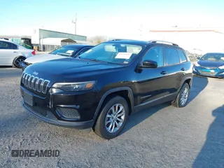2020 Jeep Cherokee Latitude with VIN 1C4PJMCB7LD625377, listed as a IAAI auction lot 41584829 with 95,895 mi miles. Bid and sale history available at carsss.com. Image 16.