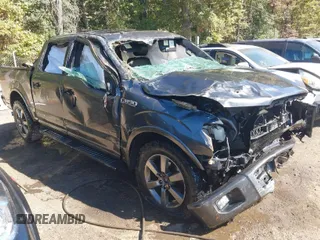 2016 Ford F-150 XLT with VIN 1FTEW1EG2GFA98066, listed as a IAAI auction lot 40541026 with 1 mi miles. Bid and sale history available at carsss.com. Image 1.