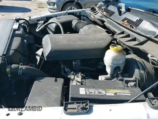 2019 Ram 1500 Tradesman z VIN 1C6RR6FGXKS555623, wystawiony jako IAAI lot #43468400 z przebiegiem 211 644 mil mil oraz . Historia ofert i sprzedaży dostępna na DreamBid. Obrazek 12.