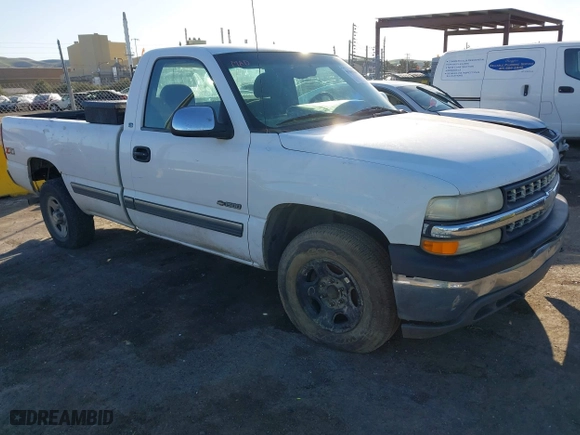 2001 Chevrolet Silverado 1500 LS with VIN 1GCEK14T71Z329088, listed as a IAAI auction lot 41510286 with 312,979 mi miles. Bid and sale history available at carsss.com. Image 1.