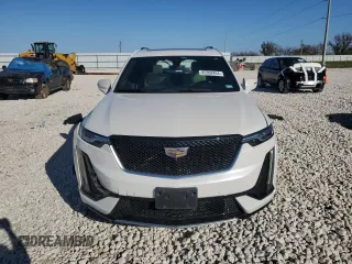 2020 Cadillac XT6 AWD Sport z VIN 1GYKPGRS3LZ103327, wystawiony jako Copart lot #85308464 z przebiegiem 106 061 mil mil oraz Szkody całkowita. Historia ofert i sprzedaży dostępna na DreamBid. Obrazek 5.