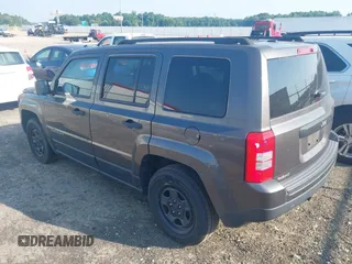2016 Jeep Patriot Sport SE with VIN 1C4NJPBA0GD727725, listed as a IAAI auction lot 42571284 with 148,748 mi miles and . Bid and sale history available at DreamBid. Image 3.