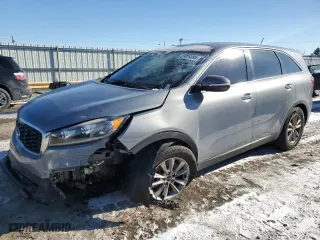 2019 Kia Sorento L with VIN 5XYPG4A33KG596373, listed as a Copart auction lot 89039395 with NaN miles and Salvage Title. Bid and sale history available at carsss.com. Image 1.