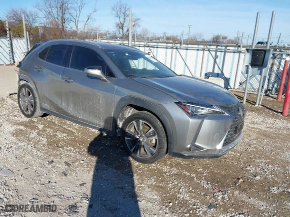 2020 Lexus UX with VIN JTHX9JBHXL2024682, listed as a IAAI auction lot 41426202 with 31,764 mi miles. Bid and sale history available at carsss.com. Image 1.