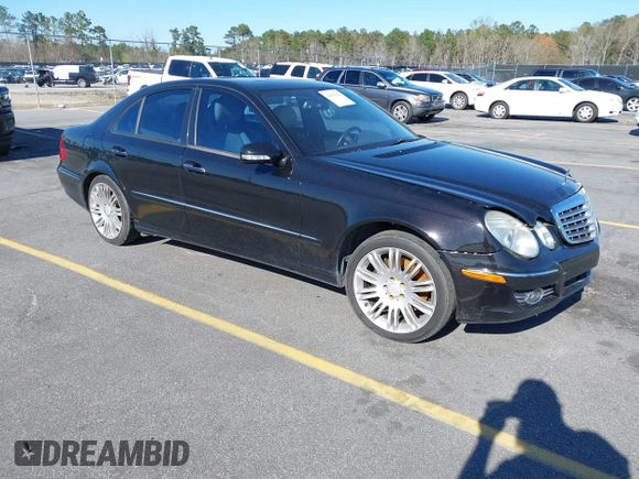 2008 Mercedes-Benz E-Class Luxury 3.5L with VIN WDBUF56X68B184781, listed as a IAAI auction lot 41812271 with 180,567 mi miles. Bid and sale history available at carsss.com. Image 1.
