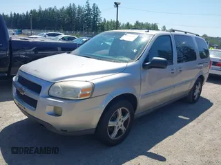 2005 Chevrolet Uplander LS z VIN 1GNDV23L65D307491, wystawiony jako IAAI lot #42449700 z przebiegiem 118 849 mil mil oraz . Historia ofert i sprzedaży dostępna na DreamBid. Obrazek 2.
