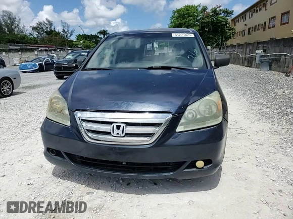 2007 Honda Odyssey LX z VIN 5FNRL382X7B082143, wystawiony jako Copart lot #61271825 z przebiegiem 236 594 mil mil oraz Szkoda całkowita • Salvage title. Historia ofert i sprzedaży dostępna na DreamBid. Obrazek 15.