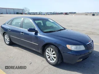 2007 Hyundai Azera SE with VIN KMHFC46F37A165495, listed as a IAAI auction lot 41750238 with 286,338 mi miles. Bid and sale history available at carsss.com. Image 1.