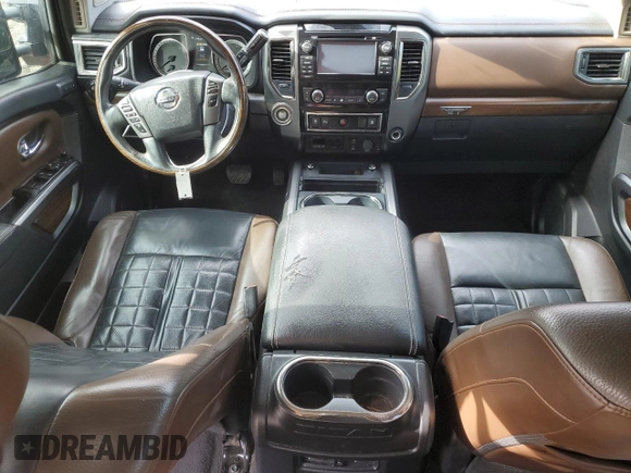 2016 Nissan Titan SL z VIN 1N6BA1F26GN504857, wystawiony jako Copart lot #49452855 z przebiegiem 114 264 mil mil oraz Szkoda całkowita • Salvage title. Historia ofert i sprzedaży dostępna na DreamBid. Obrazek 8.