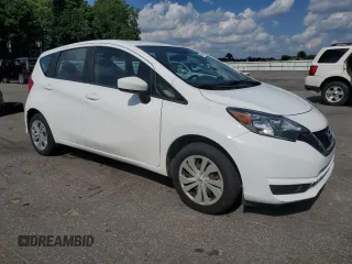 2018 Nissan Note SV z VIN 3N1CE2CP2JL370439, wystawiony jako Copart lot #63613725 z przebiegiem 132 095 mil mil oraz Czysty tytuł • Clean title. Historia ofert i sprzedaży dostępna na DreamBid. Obrazek 4.