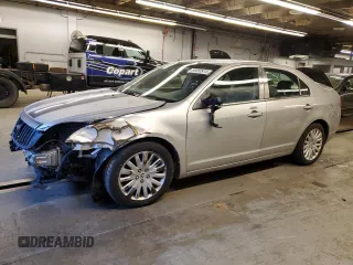 2010 Mercury Milan Hybrid with VIN 3MEDM0L33AR601687, listed as a Copart auction lot 84450914 with 218,398 mi miles and Salvage Title. Bid and sale history available at carsss.com. Image 1.