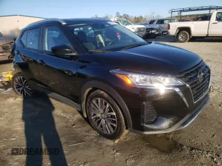 2021 Nissan Kicks SV with VIN 3N1CP5CV0ML511586, listed as a Copart auction lot 88870745 with 102,652 mi miles and Salvage Title. Bid and sale history available at DreamBid. Image 4.