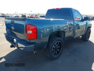 2009 Chevrolet Silverado 1500 with VIN 1GCEC24039Z215240, listed as a IAAI auction lot 41308199 with 104,662 mi miles and . Bid and sale history available at DreamBid. Image 4.