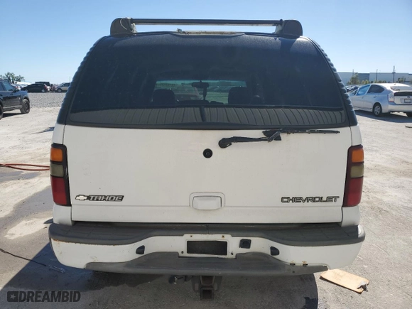2005 Chevrolet Tahoe Z71 with VIN 1GNEK13T15R128902, listed as a Copart auction lot 48182825 with 203,800 mi miles and Salvage Title. Bid and sale history available at carsss.com. Image 6.