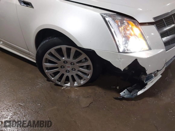 2011 Cadillac CTS Premium with VIN 1G6DS5ED5B0119012, listed as a IAAI auction lot 41488630 with 122,184 mi miles. Bid and sale history available at carsss.com. Image 6.