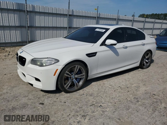 2014 BMW M5 with VIN WBSFV9C54ED097879, listed as a Copart auction lot 61380464 with 78,367 mi miles and Salvage Title. Bid and sale history available at carsss.com. Image 1.
