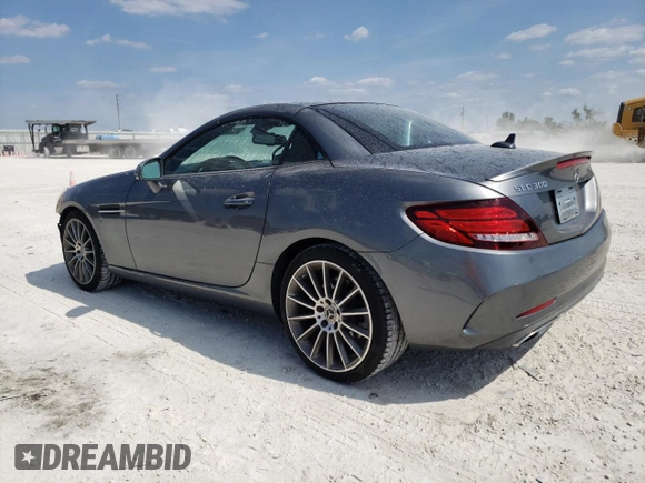2018 Mercedes-Benz SLC 300 с VIN WDDPK3JAXJF151952, выставлен на аукционе Copart как лот 51265734 с пробегом 52 954 миль миль и . История ставок и продаж доступна на DreamBid. Изображение 2.