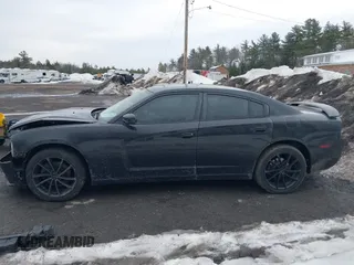2014 Dodge Charger SXT Plus with VIN 2C3CDXJG2EH163049, listed as a IAAI auction lot 41634369 with 1 mi miles. Bid and sale history available at carsss.com. Image 15.