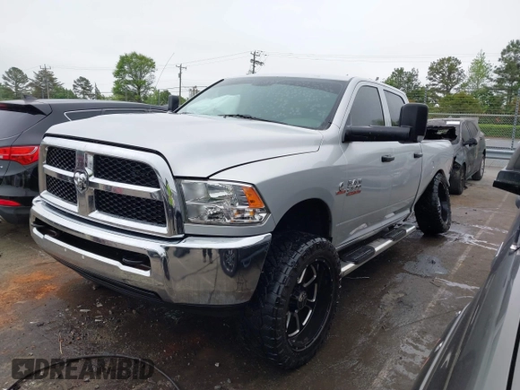 2017 Ram 2500 Tradesman z VIN 3C6UR5CL3HG529578, wystawiony jako IAAI lot #41992645 z przebiegiem 144 117 mil mil oraz . Historia ofert i sprzedaży dostępna na DreamBid. Obrazek 20.