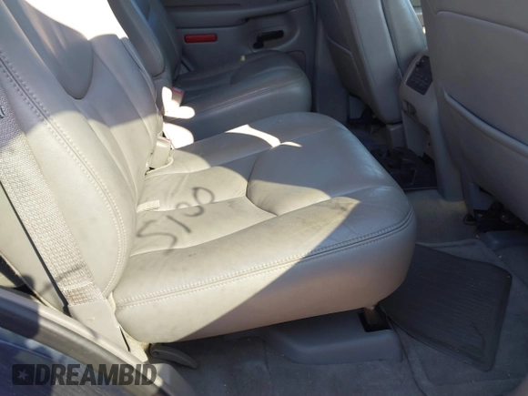 2004 Chevrolet Tahoe LT z VIN 1GNEK13T34J147108, wystawiony jako IAAI lot #41681752 z przebiegiem 175 522 mil mil oraz . Historia ofert i sprzedaży dostępna na DreamBid. Obrazek 8.