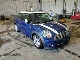 2013 MINI Hardtop with VIN WMWSU3C53DT681665, listed as a Copart auction lot 60752355 with 104,874 mi miles and Salvage title. Bid and sale history available at DreamBid. Image 13.
