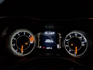 2020 Jeep Cherokee Latitude Plus с VIN 1C4PJMLB2LD613346, выставлен на аукционе Copart как лот 44432645 с пробегом 62 497 миль миль и Списание • Salvage title. История ставок и продаж доступна на DreamBid. Изображение 9.