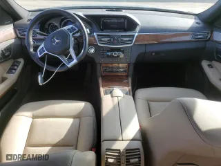 2013 Mercedes-Benz E-Class E 350 Luxury with VIN WDDHF5KB7DA718552, listed as a Copart auction lot 48538795 with 105,295 mi miles and Salvage Title. Bid and sale history available at carsss.com. Image 8.
