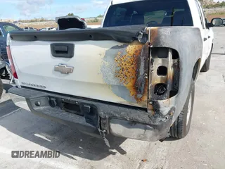 2007 Chevrolet Silverado 1500 Work Truck with VIN 2GCEC13C671558491, listed as a IAAI auction lot 41365136 with 135,260 mi miles and . Bid and sale history available at DreamBid. Image 12.