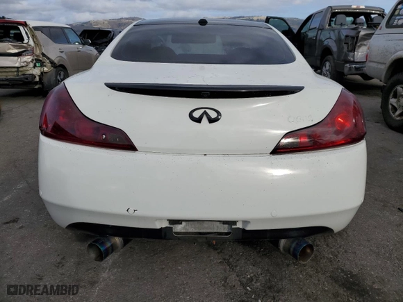 2014 Infiniti Q60 Coupe Journey with VIN JN1CV6EK6EM111490, listed as a Copart auction lot 86016184 with 97,131 mi miles and Salvage Title. Bid and sale history available at carsss.com. Image 6.