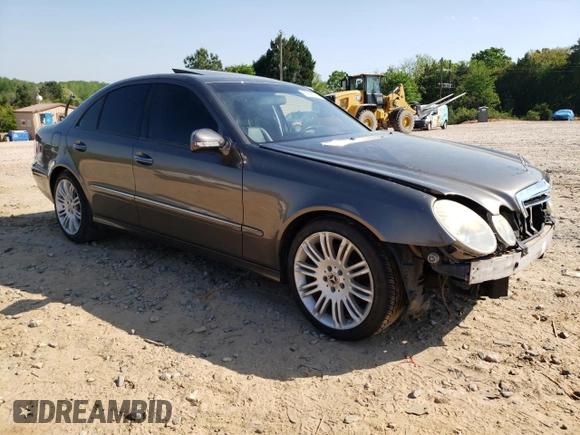 2008 Mercedes-Benz E 350 Luxury z VIN WDBUF56X08B239323, wystawiony jako Copart lot #53938545 z przebiegiem 173 437 mil mil oraz Szkoda całkowita • Salvage title. Historia ofert i sprzedaży dostępna na DreamBid. Obrazek 4.