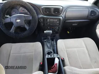 2006 Chevrolet TrailBlazer LS with VIN 1GNET16S366165954, listed as a IAAI auction lot 41499839 with 278,344 mi miles and . Bid and sale history available at DreamBid. Image 16.