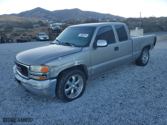 1999 GMC New Sierra 1500 SLE with VIN 2GTEC19T9X1530076, listed as a Copart auction lot 79525574 with NaN miles and Salvage Title. Bid and sale history available at carsss.com. Image 1.