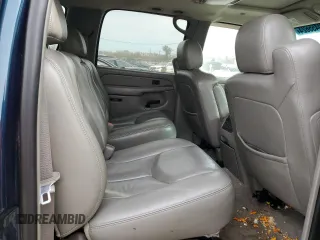 2005 Chevrolet Suburban LS with VIN 3GNFK16Z65G261496, listed as a Copart auction lot 80455624 with 139,102 mi miles and Salvage Title. Bid and sale history available at carsss.com. Image 11.