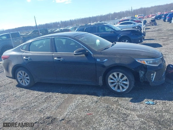 2018 Kia Optima LX with VIN 5XXGT4L30JG188067, listed as a IAAI auction lot 41618951 with NaN miles. Bid and sale history available at carsss.com. Image 13.