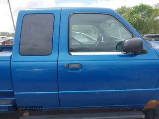 2001 Ford Ranger XL Fleet z VIN 1FTZR15E81TA62298, wystawiony jako IAAI lot #42237038 z przebiegiem 149 994 mil mil oraz . Historia ofert i sprzedaży dostępna na DreamBid. Obrazek 13.