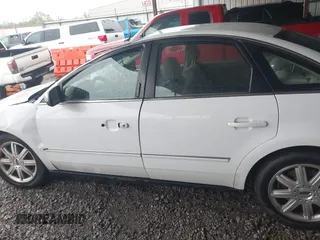 2006 Ford Five Hundred Limited с VIN 1FAFP25106G137786, выставлен на аукционе IAAI как лот 42147252 с пробегом Не указан миль и . История ставок и продаж доступна на DreamBid. Изображение 14.