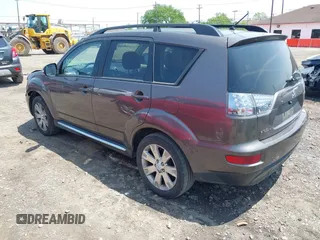 2010 Mitsubishi Outlander z VIN JA4AT3AW5AZ008425, wystawiony jako IAAI lot #42396551 z przebiegiem 134 165 mil mil oraz . Historia ofert i sprzedaży dostępna na DreamBid. Obrazek 3.