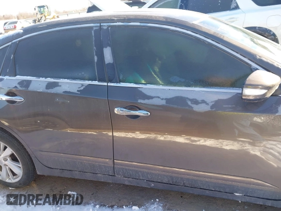 2015 Nissan Altima SL with VIN 1N4AL3AP2FN408428, listed as a IAAI auction lot 41613046 with 170,381 mi miles and . Bid and sale history available at DreamBid. Image 13.