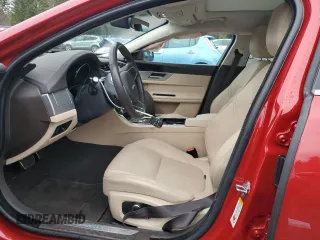 2019 Jaguar XF 30t Prestige with VIN SAJBK4GX2KCY77458, listed as a Copart auction lot 48690415 with 34,142 mi miles and Salvage Title. Bid and sale history available at carsss.com. Image 7.