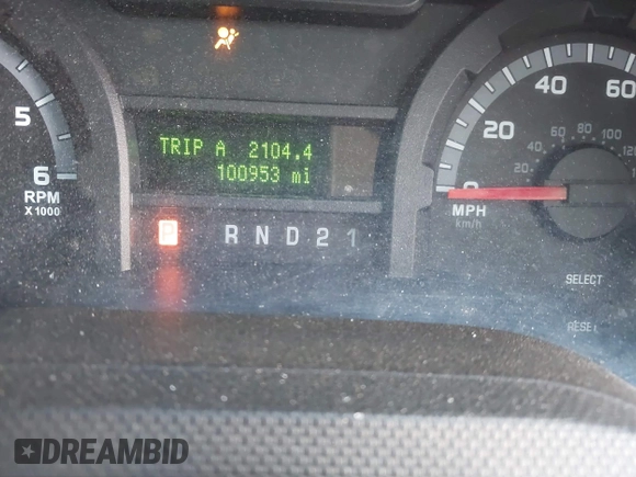 2014 Ford Econoline Passenger XL with VIN 1FBNE3BL1EDA97830, listed as a IAAI auction lot 41633760 with 100,953 mi miles. Bid and sale history available at carsss.com. Image 7.