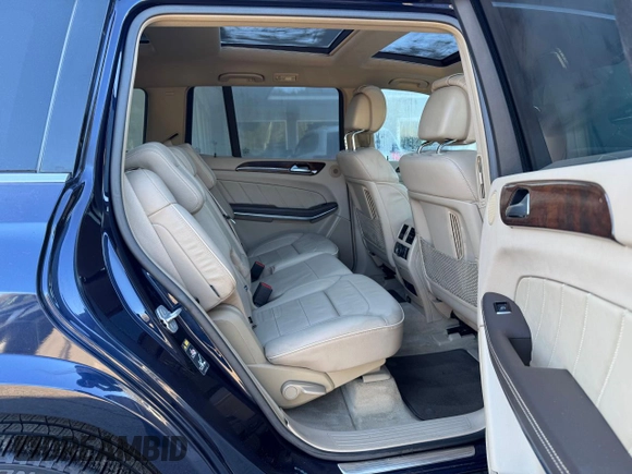 2013 Mercedes-Benz GL-Class GL 550 with VIN 4JGDF7DE8DA180001, listed as a Copart auction lot 44414375 with 181,044 mi miles and Clean Title. Bid and sale history available at carsss.com. Image 6.